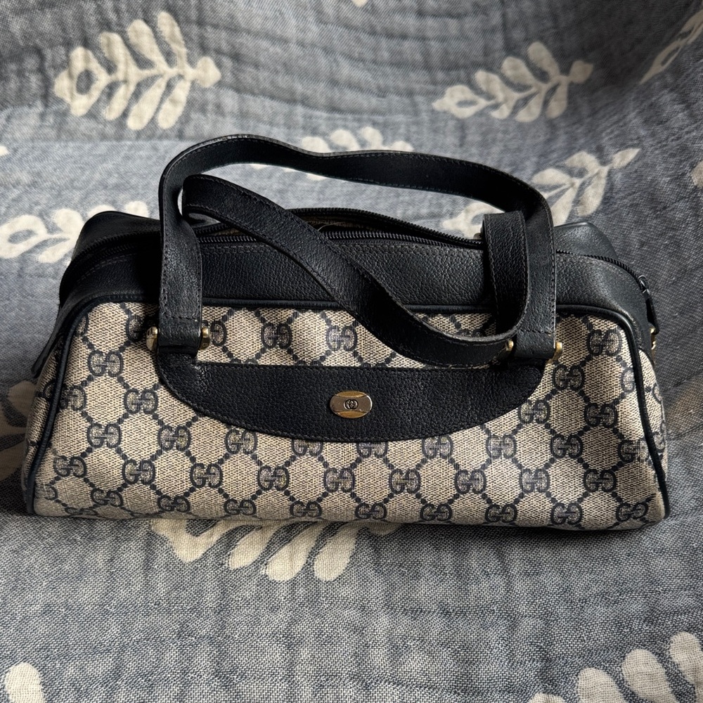 Gucci Navy and Cream Women's Bag